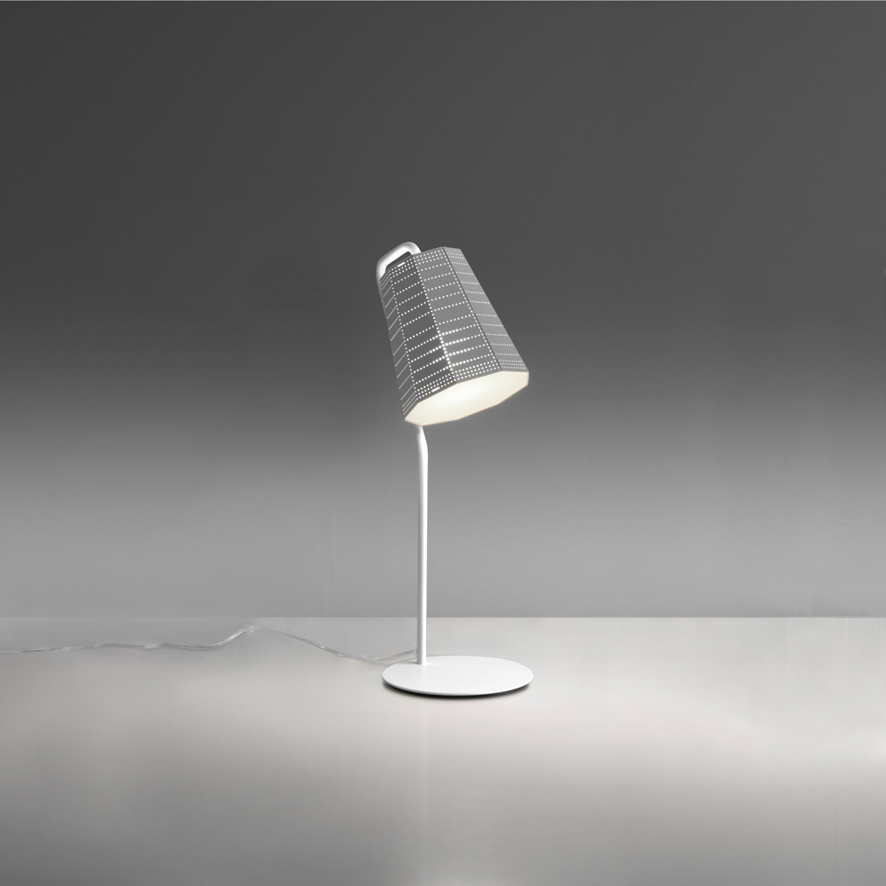 Null Vector LED 10W G10 table Titanium – Artemide North America Online ...
